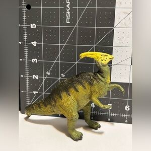 Carnegie Collection Safari Ltd Green/Yellow PARASAUROLOPHUS Dinosaur Figure